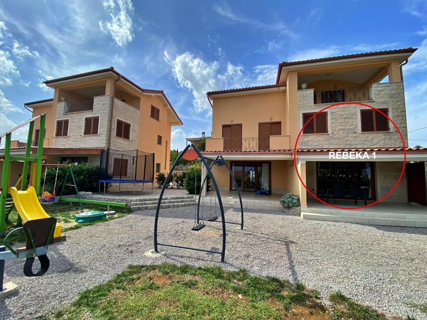Villa Rebeka Šilo Екстериор снимка